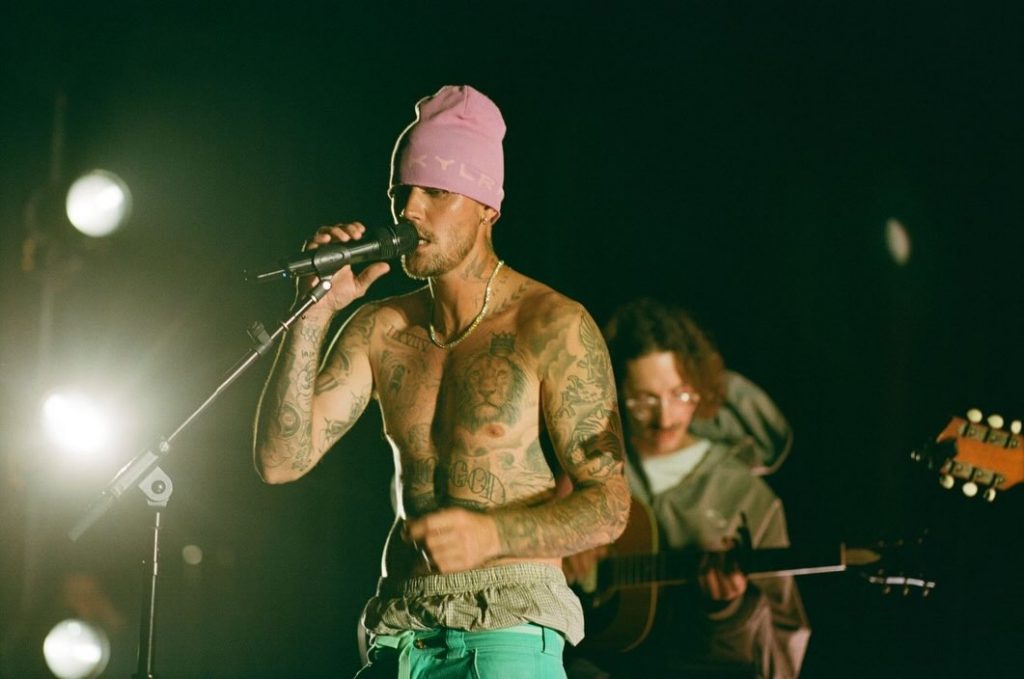 Justin Bieber Fa Storia a Coachella: Il Deal da 10 Milioni di $ Che Cambia Tutto