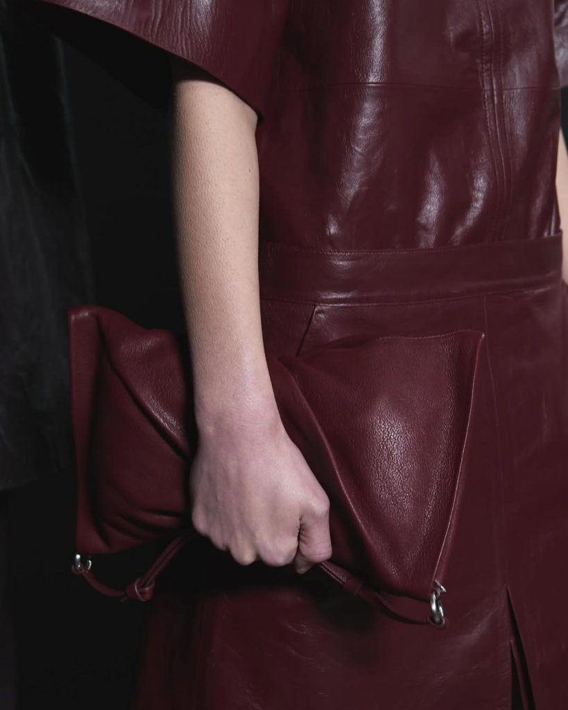 COS Primavera Estate 2026: Il Nuovo Linguaggio della Moda