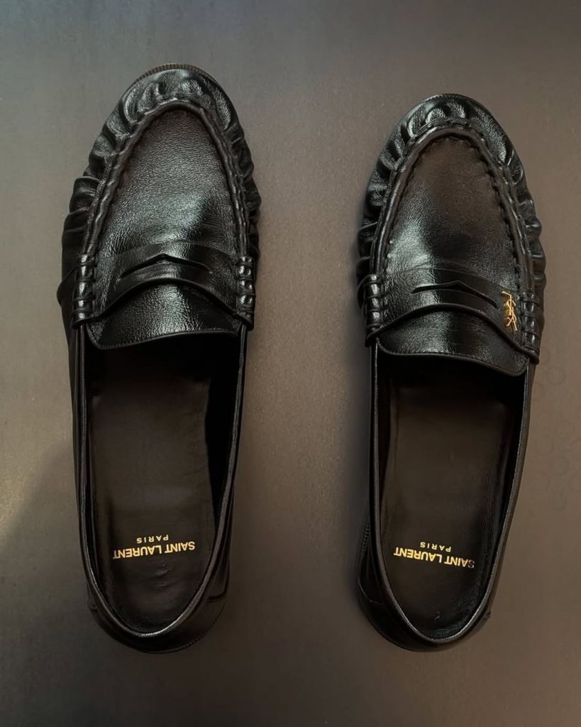 L'Ossessione del Momento: I Loafers YSL che Stanno Facendo Impazzire Tutti