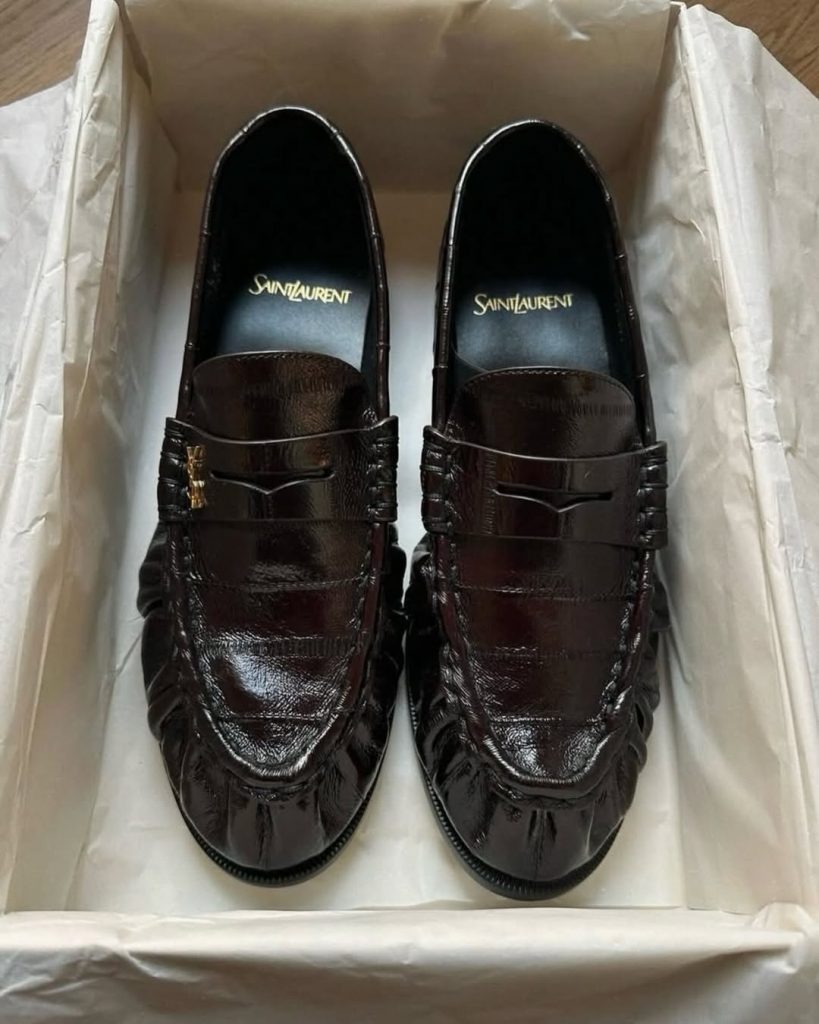 L'Ossessione del Momento: I Loafers YSL che Stanno Facendo Impazzire Tutti