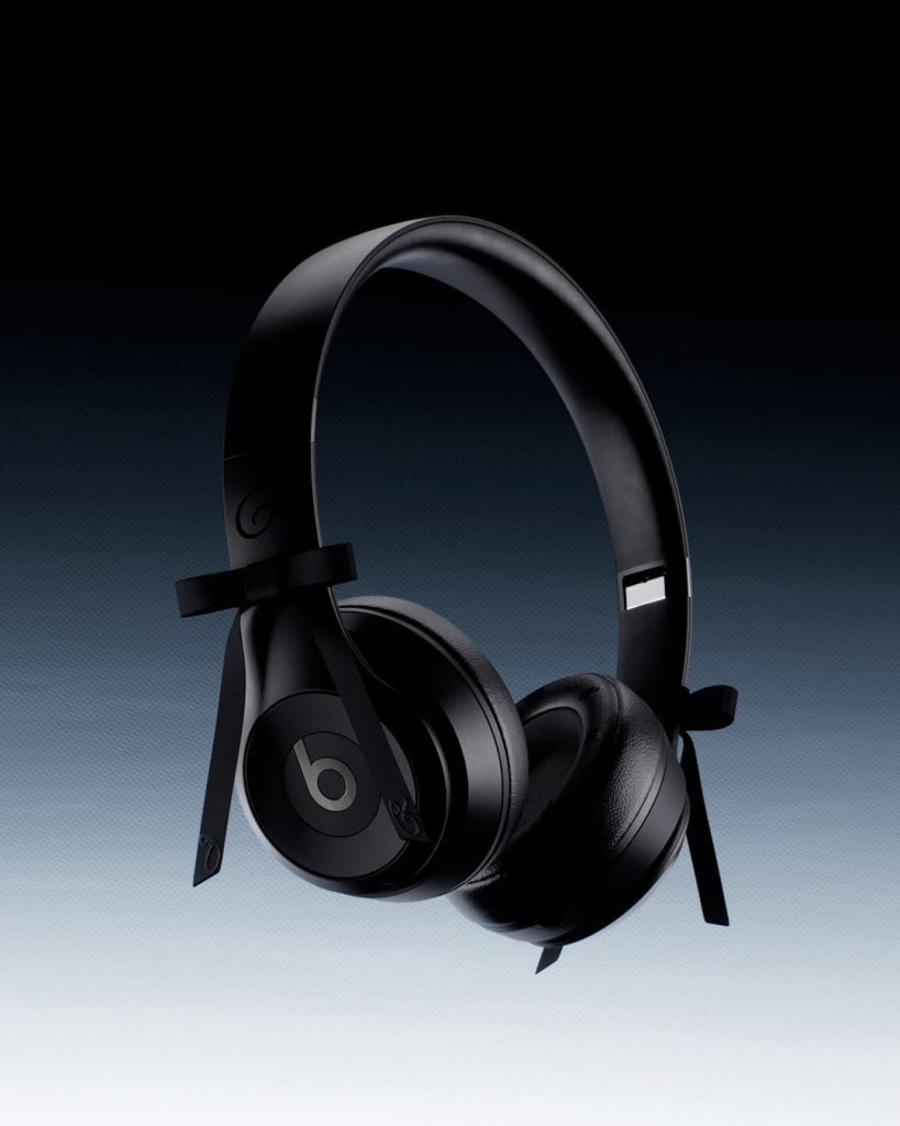 Il Ritorno di Jennie: L'Eleganza Incontra la Tecnologia con Beats by Dre 1 Il Ritorno di Jennie: L'Eleganza Incontra la Tecnologia con Beats by Dre