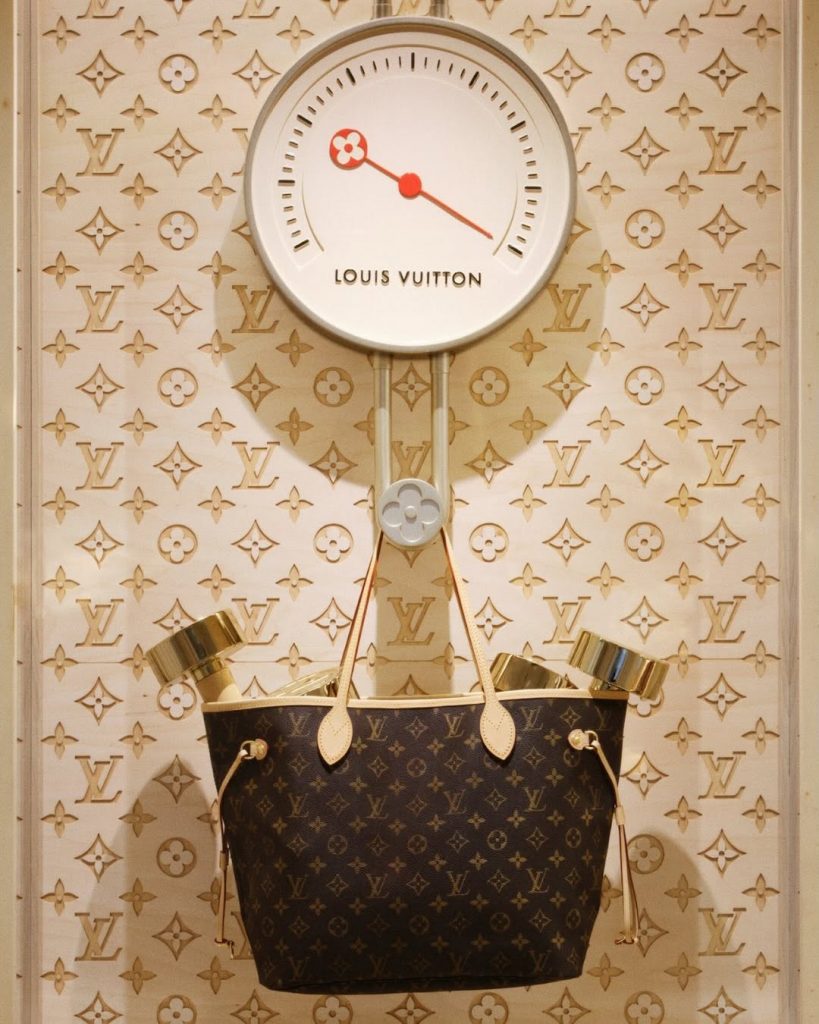 Louis Vuitton Trasforma Londra in un Sogno Abitabile