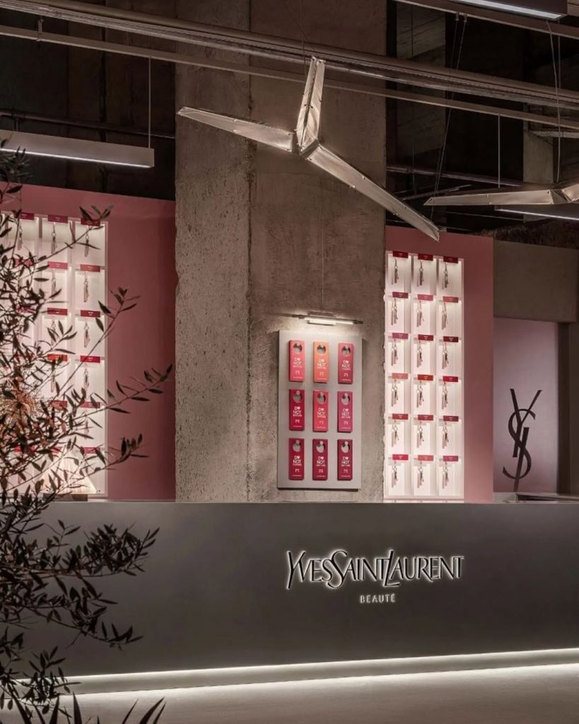 Shanghai, check-in da YSL Beauty