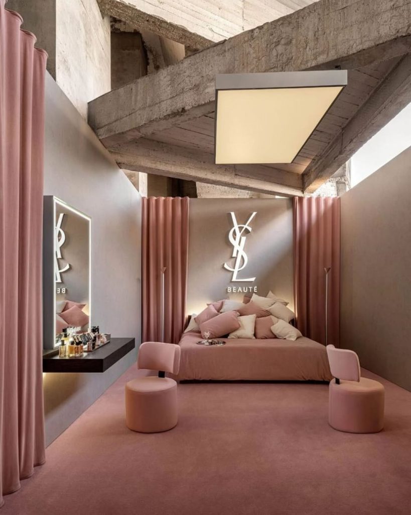 Shanghai, check-in da YSL Beauty