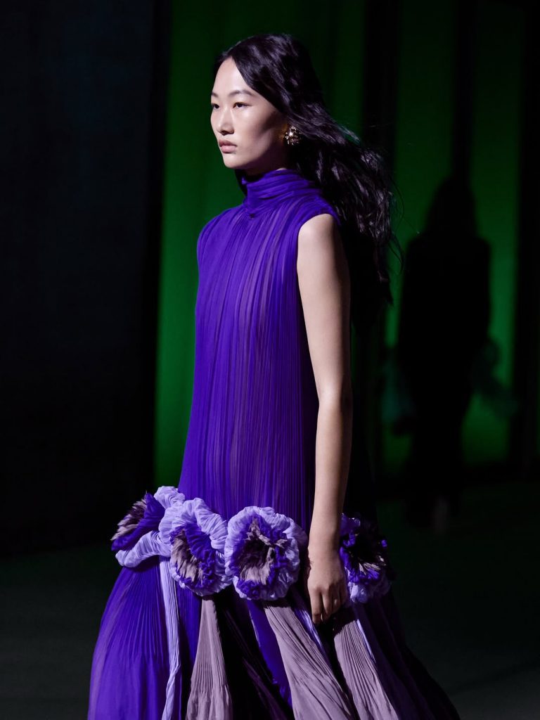 Dior Cruise 2027: Jonathan Anderson riscrive il sogno hollywoodiano 1 Dior Cruise 2027: Jonathan Anderson riscrive il sogno hollywoodiano