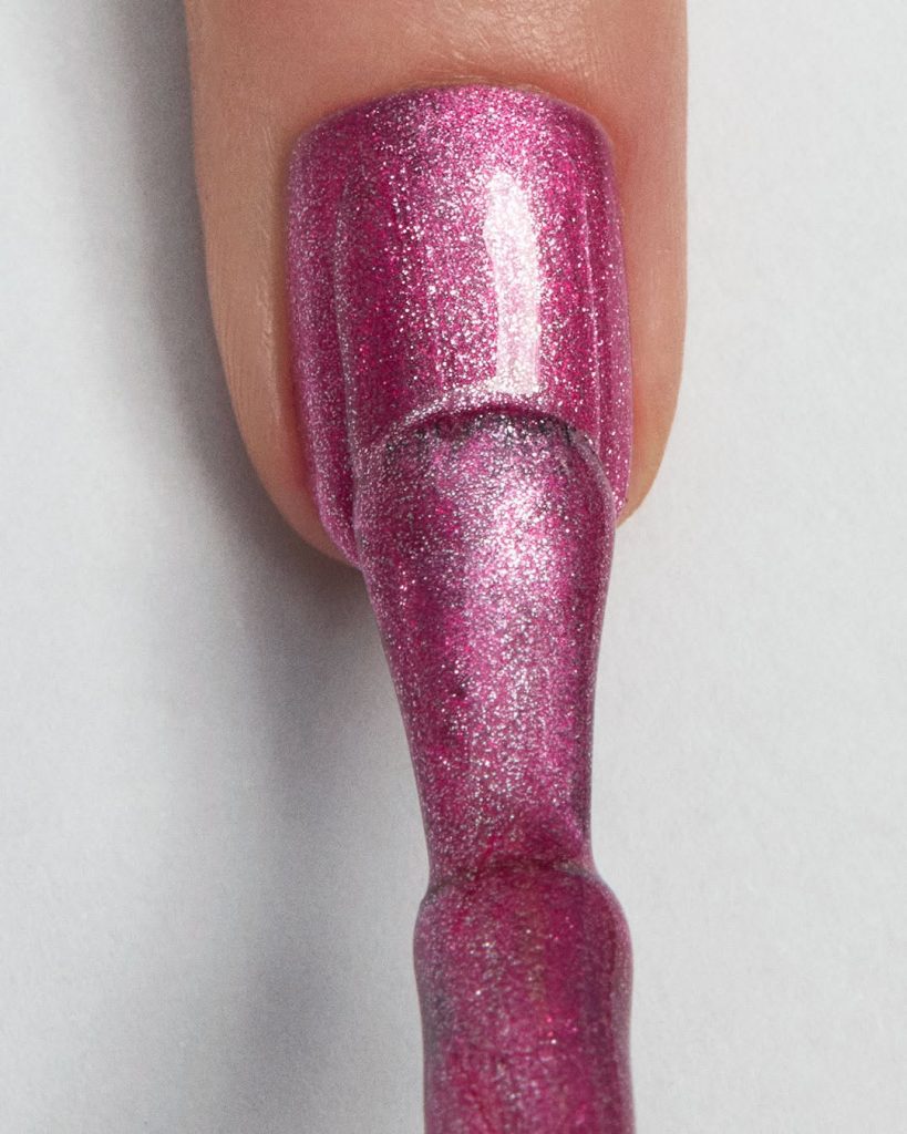 KIKO Milano: il colore che segue il tuo ritmo-Bold nails, soft glow 1 KIKO Milano: il colore che segue il tuo ritmo-Bold nails, soft glow