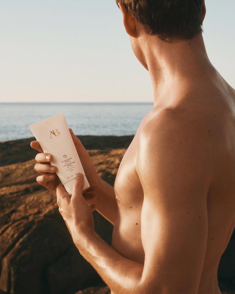 Augustinus Bader rende l’SPF il nuovo lusso skincare dell’estate
