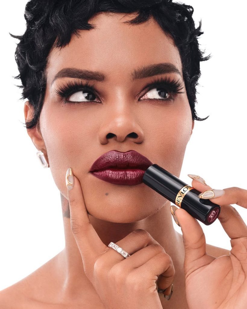 Teyana Taylor X Revlon: il lipstick diventa dichiarazione di stile