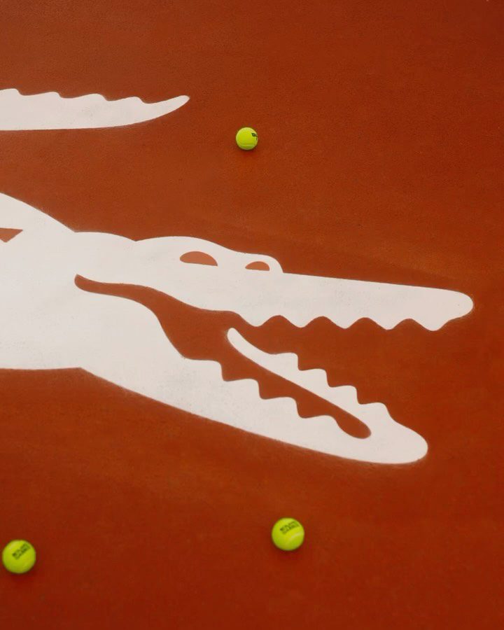 Lacoste trasforma Roland-Garros nell’esperienza lifestyle più chic della stagione 4 Lacoste trasforma Roland-Garros nell’esperienza lifestyle più chic della stagione