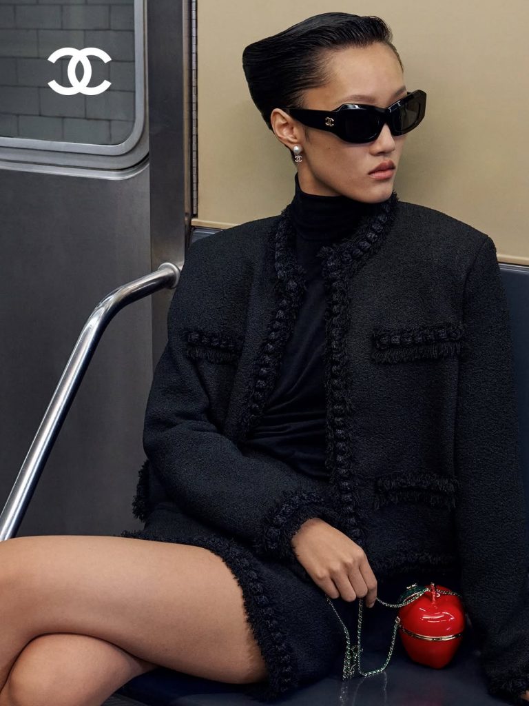Chanel Métiers d’Art 2026: l’eleganza in movimento secondo Matthieu Blazy 3 Chanel Métiers d’Art 2026: l’eleganza in movimento secondo Matthieu Blazy