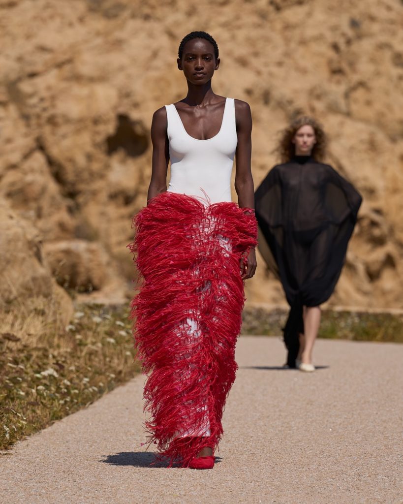 Jacquemus sceglie la Corsica per raccontare la sua idea di felicità