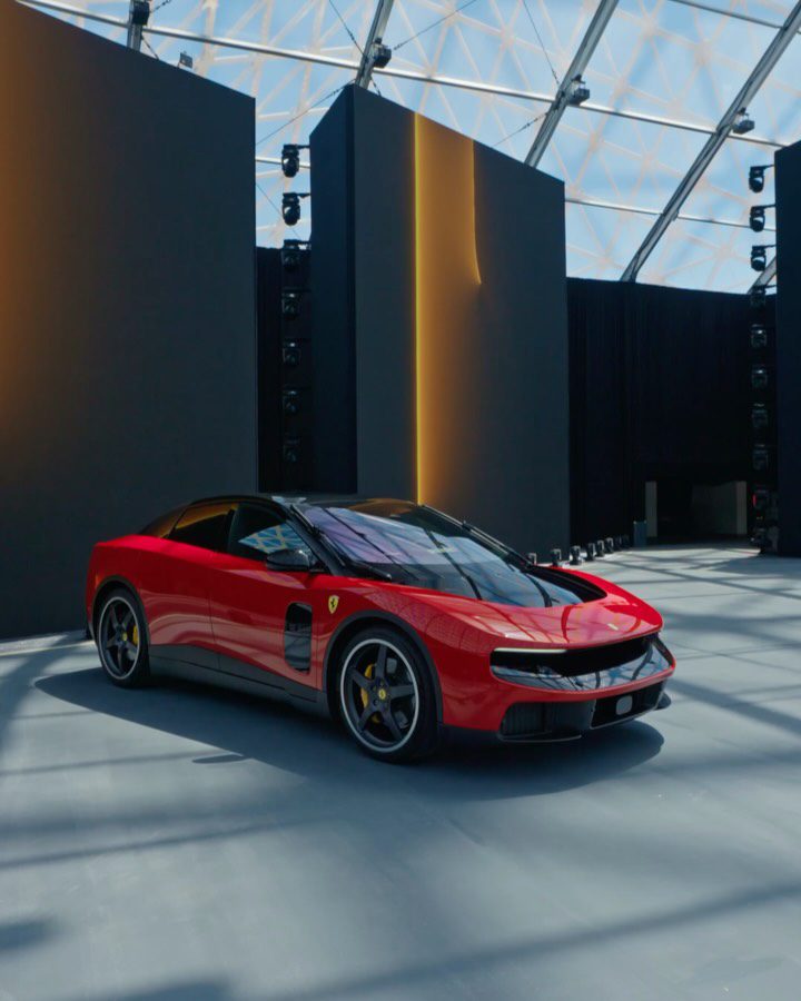 Ferrari Luce, il sogno italiano entra in una nuova era