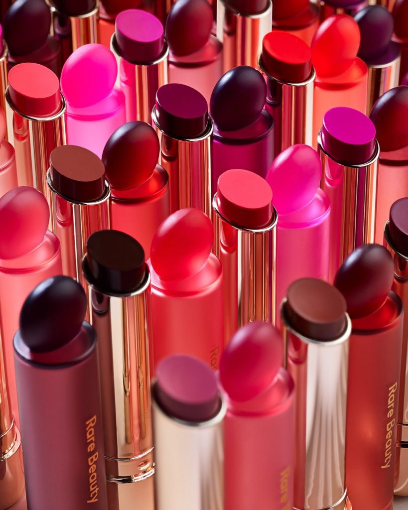 Rare Beauty firma il nuovo must-have per le labbra 3 Rare Beauty firma il nuovo must-have per le labbra