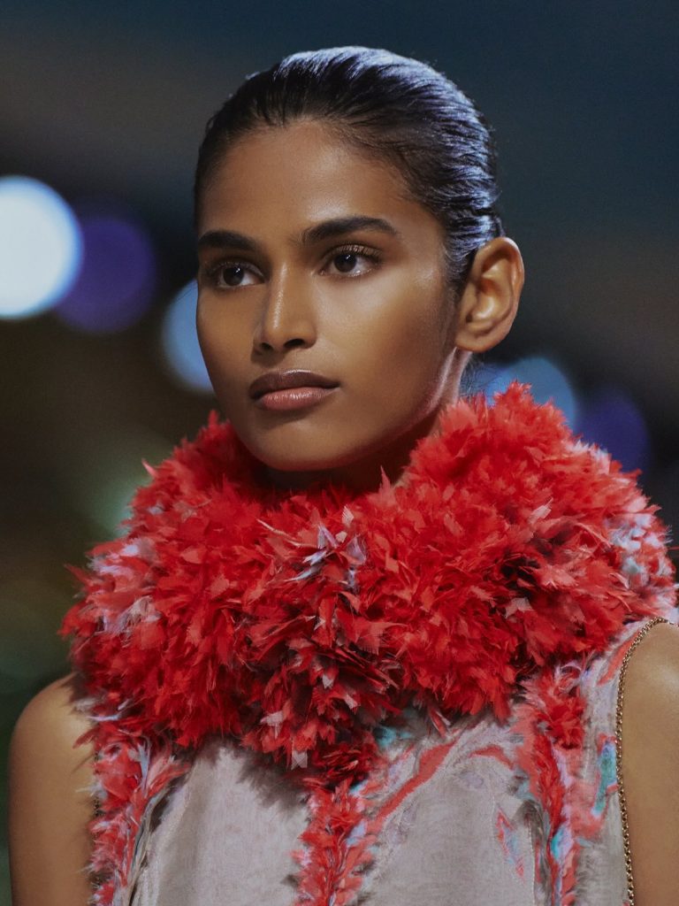 Chanel Haute Couture: il debutto di Matthieu Blazy tra poesia e modernità