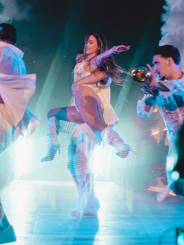 Jennifer Lopez chiude Alta Moda 2026 con uno show indimenticabile