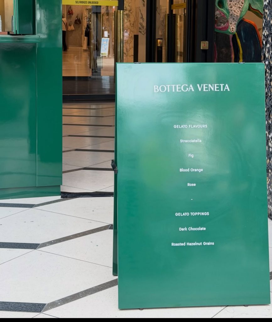 A Londra il profumo si assaggia: il pop-up di Bottega Veneta conquista Selfridges