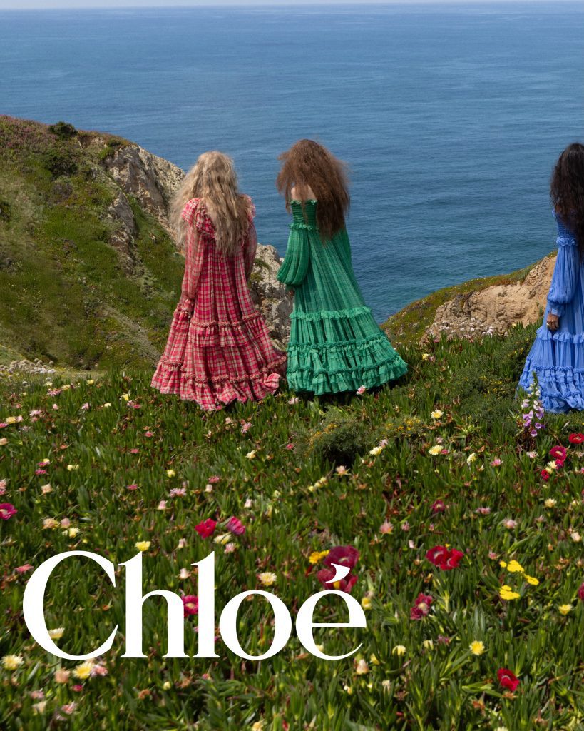Chloé celebra una femminilità autentica nella campagna Winter 2026 firmata da Chemena Kamali