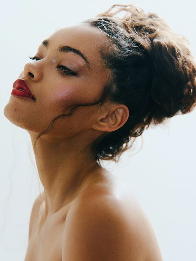 Minimal make-up, massimo effetto: il rossetto rosso è il vero must-have beauty 2 Minimal make-up, massimo effetto: il rossetto rosso è il vero must-have beauty