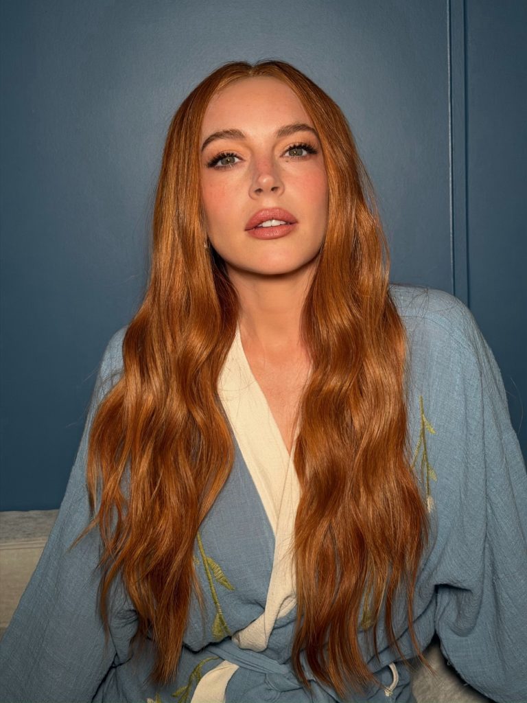 Lindsay Lohan, il ritorno al rosso non è mai stato così chic 2 Lindsay Lohan, il ritorno al rosso non è mai stato così chic