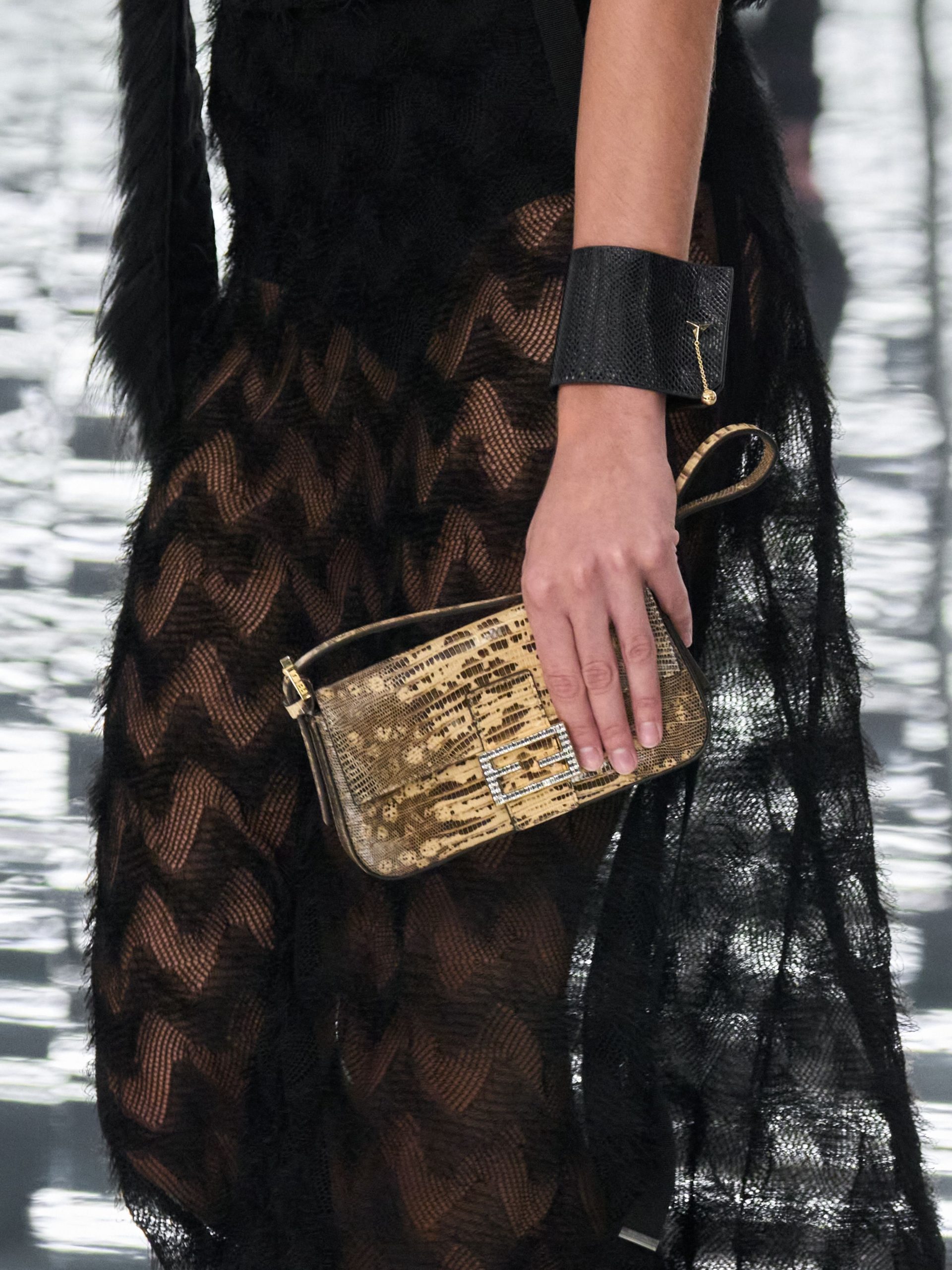 On our wish list: la Baguette di Fendi