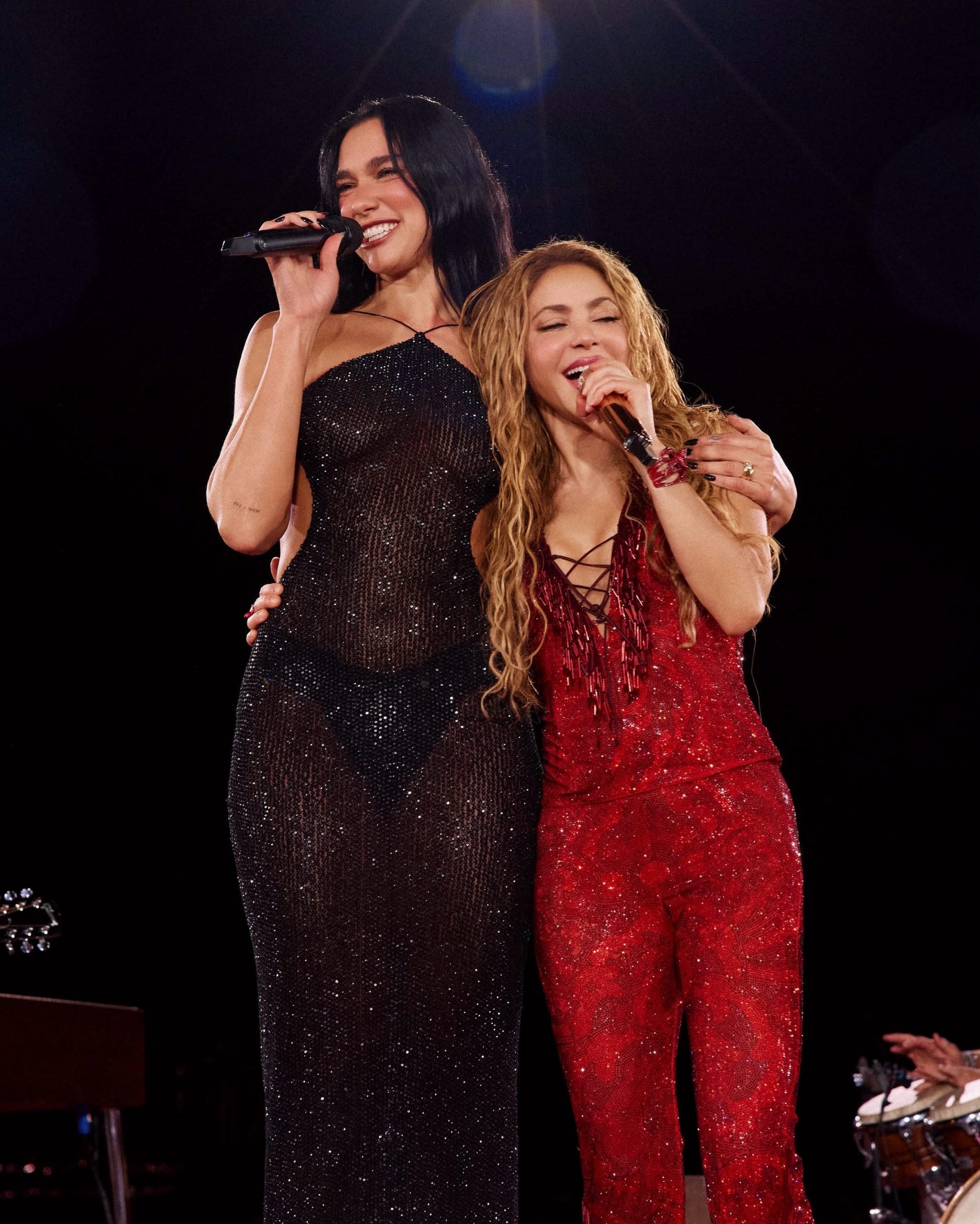 Shakira e Dua Lipa, la sorpresa che ha fatto brillare Madrid