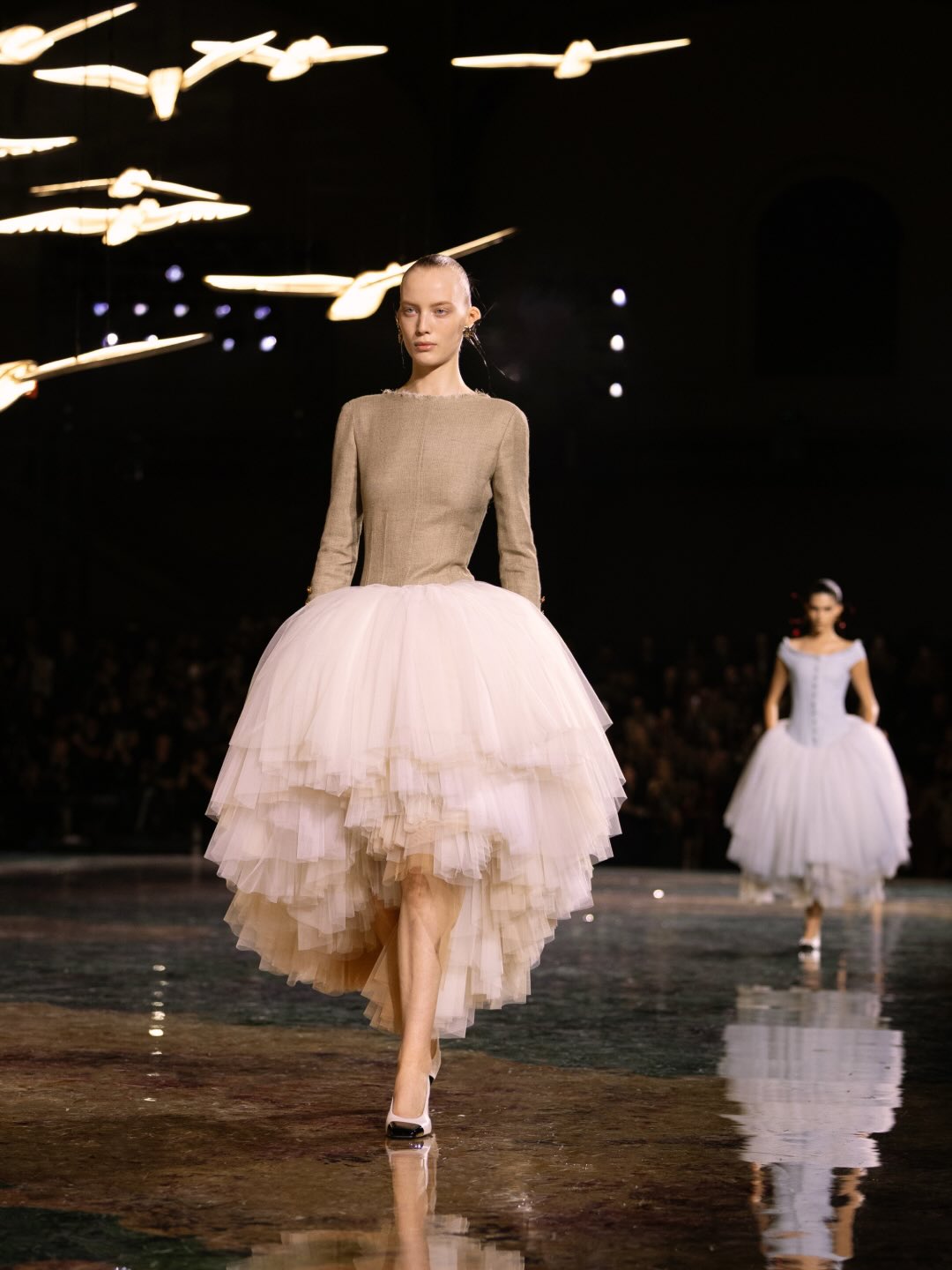 Matthieu Blazy, il nuovo capitolo di Chanel 5 Matthieu Blazy, il nuovo capitolo di Chanel