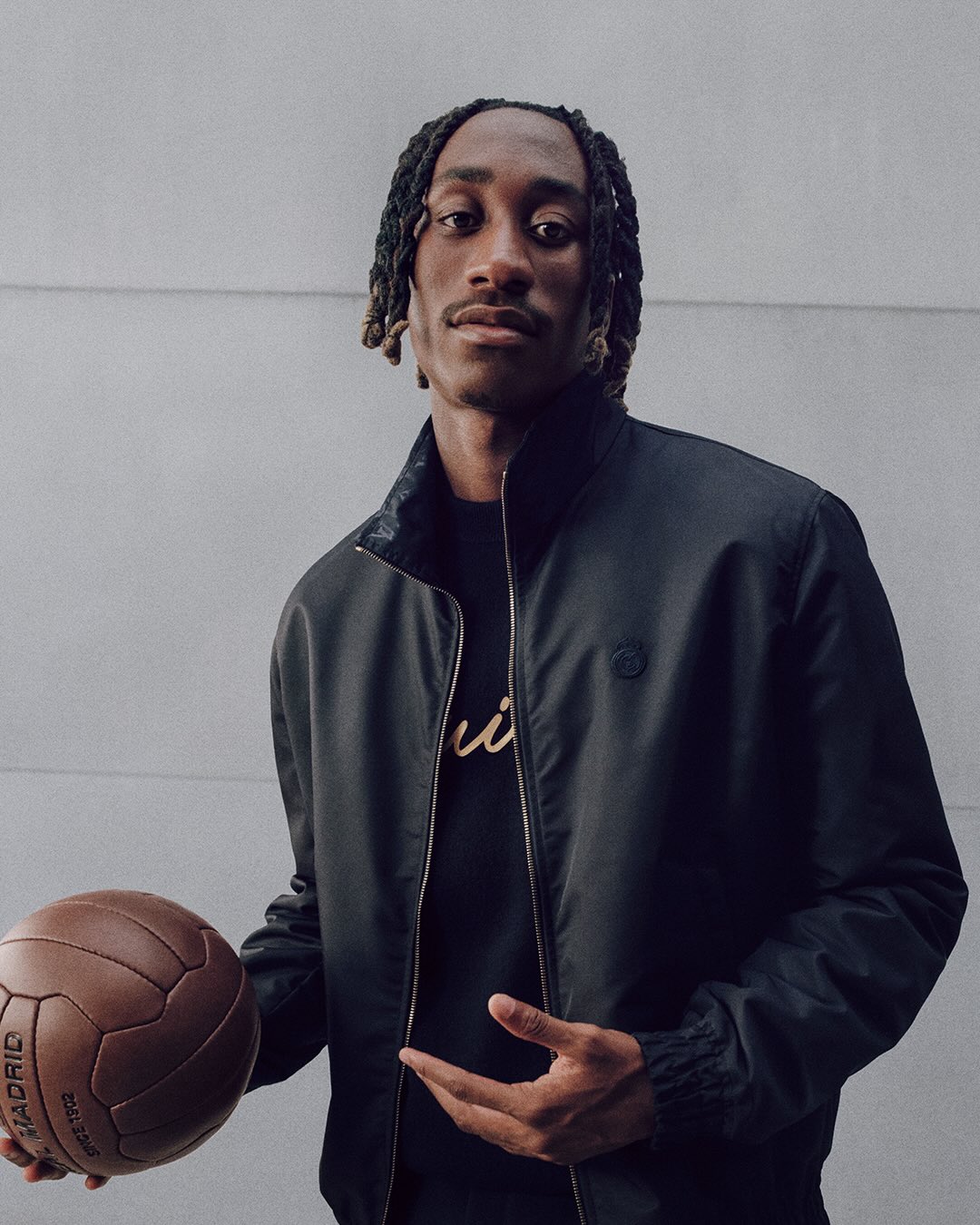 Tra sartorialità e leggenda: Louis Vuitton firma lo stile del Real Madrid