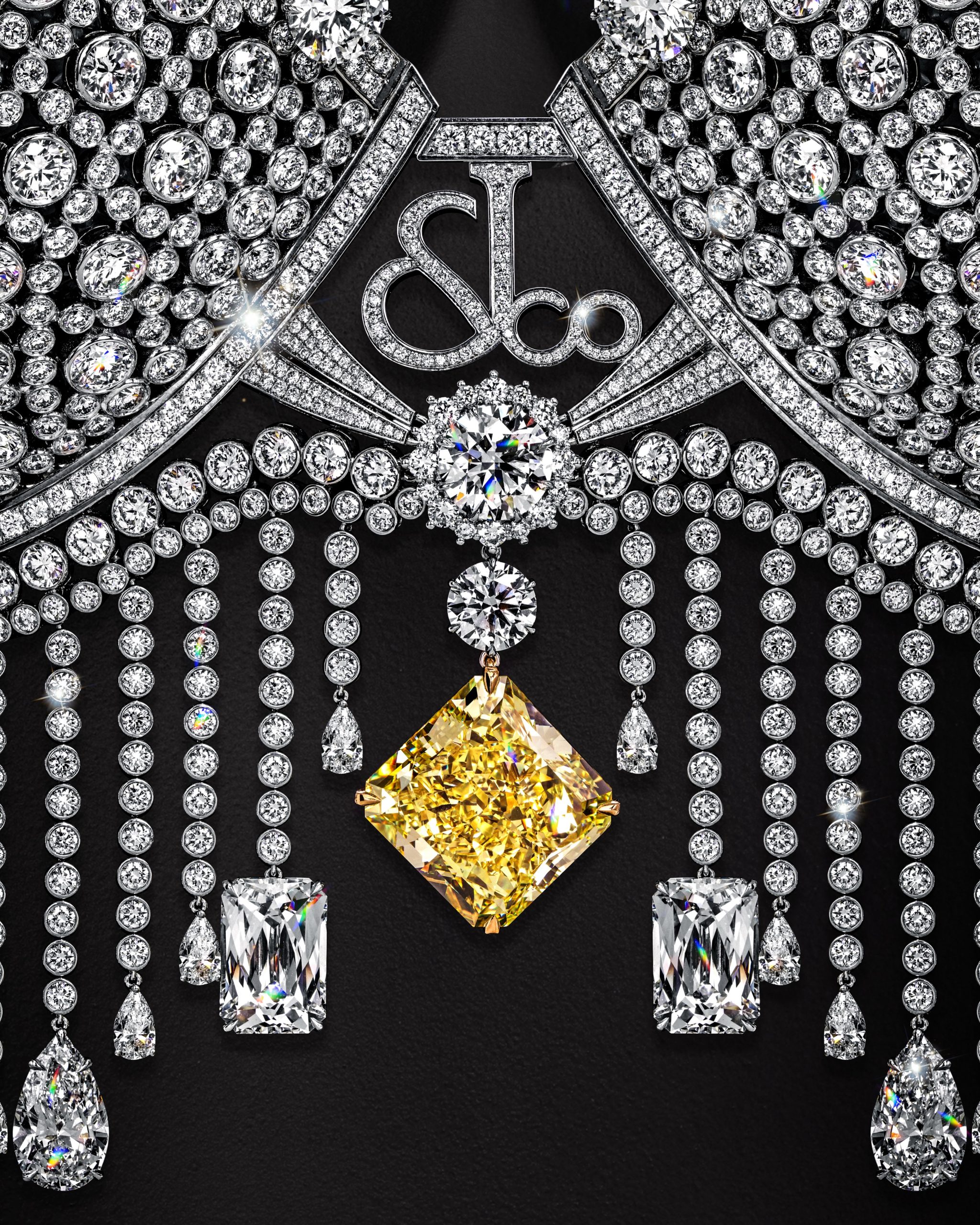 Kylie Jenner e il ritorno del Fantasy Bra: 50 milioni di dollari di luce, diamanti e meraviglia